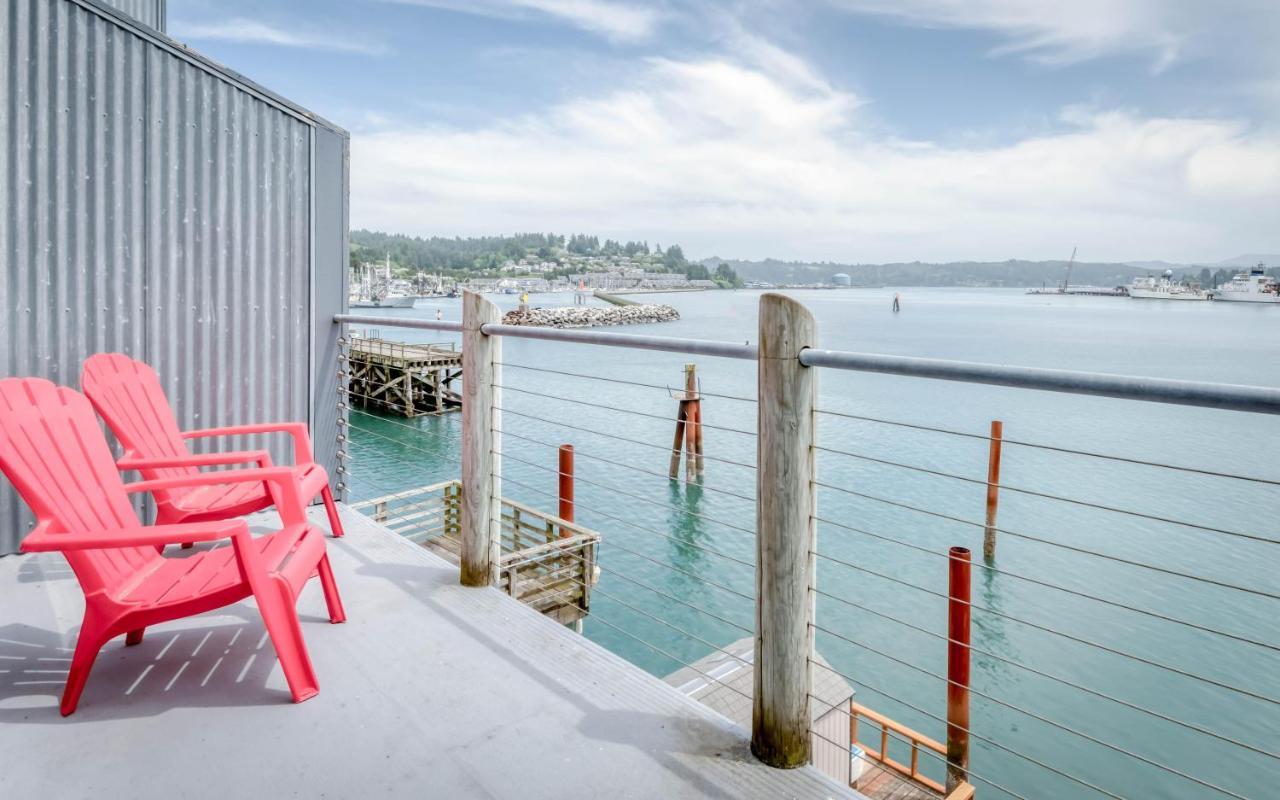 Ocean'S Edge - Anchor Pier Lodge ニューポート エクステリア 写真