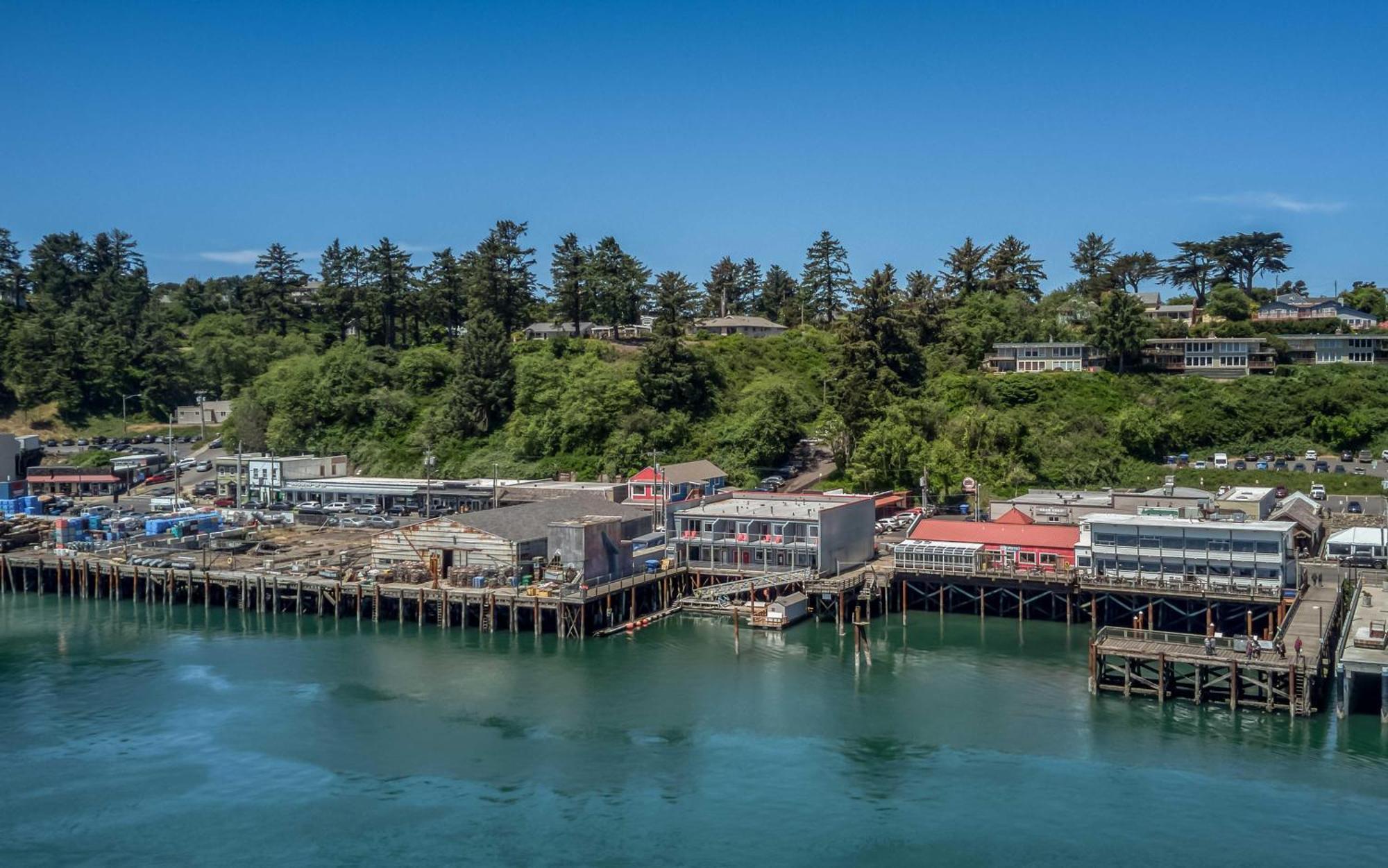 Ocean'S Edge - Anchor Pier Lodge ニューポート エクステリア 写真